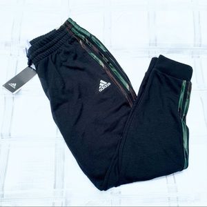 Camo deadstock adidas pants